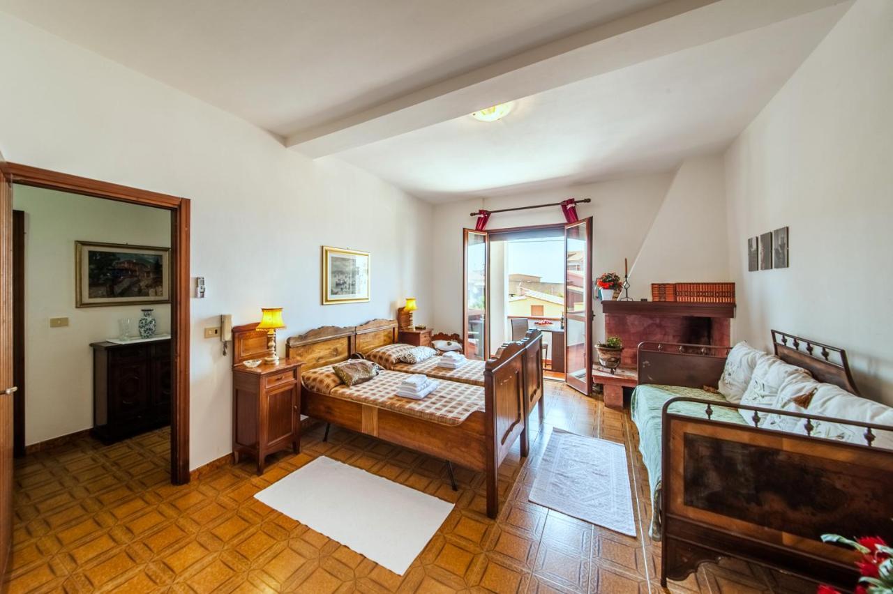 La Casa Di Mannazzotta 1 Bed and Breakfast Castelsardo Εξωτερικό φωτογραφία