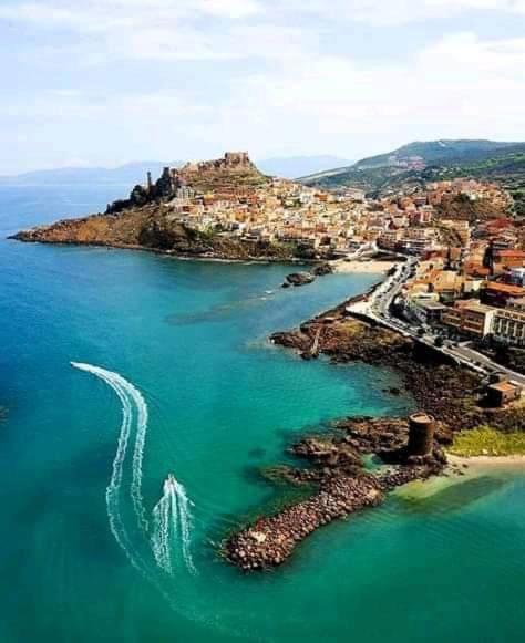La Casa Di Mannazzotta 1 Bed and Breakfast Castelsardo Εξωτερικό φωτογραφία