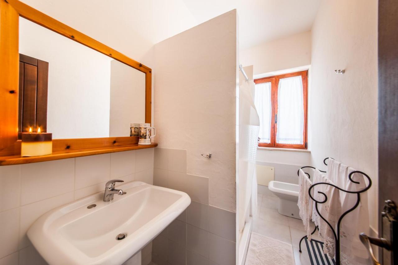 La Casa Di Mannazzotta 1 Bed and Breakfast Castelsardo Εξωτερικό φωτογραφία